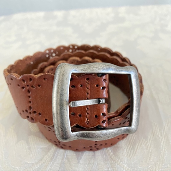Fossil brown floral perforated leather belt display picture 1